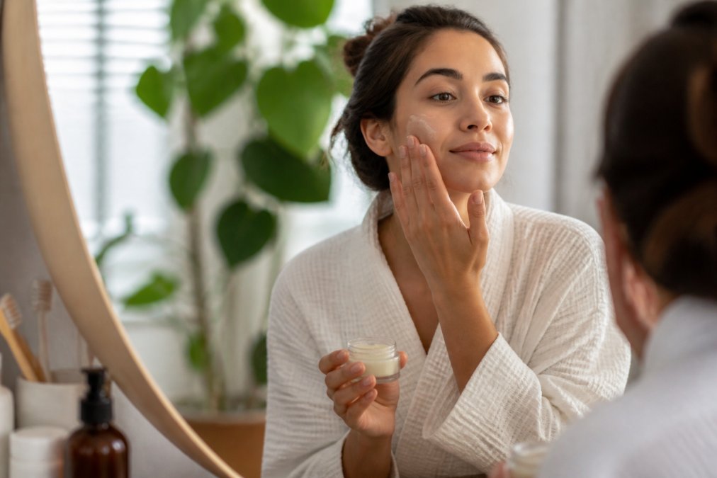 Keep Skin Hydrated All Day: A 4-Step Guide