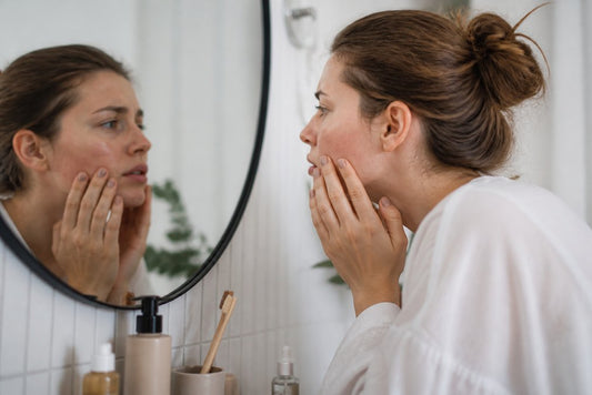 Why Face Feels Tight After Cleansing? Causes & Fixes